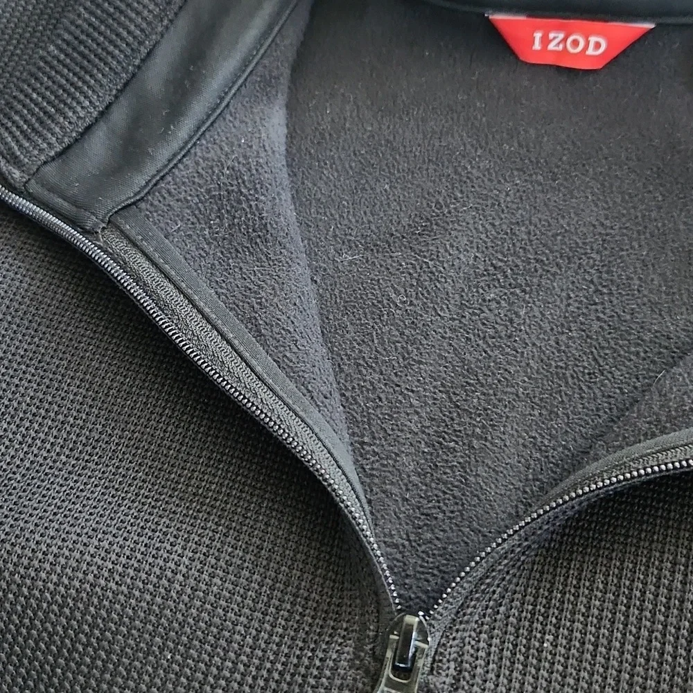 Izod Men's Black Pullover - Picture 5 of 5